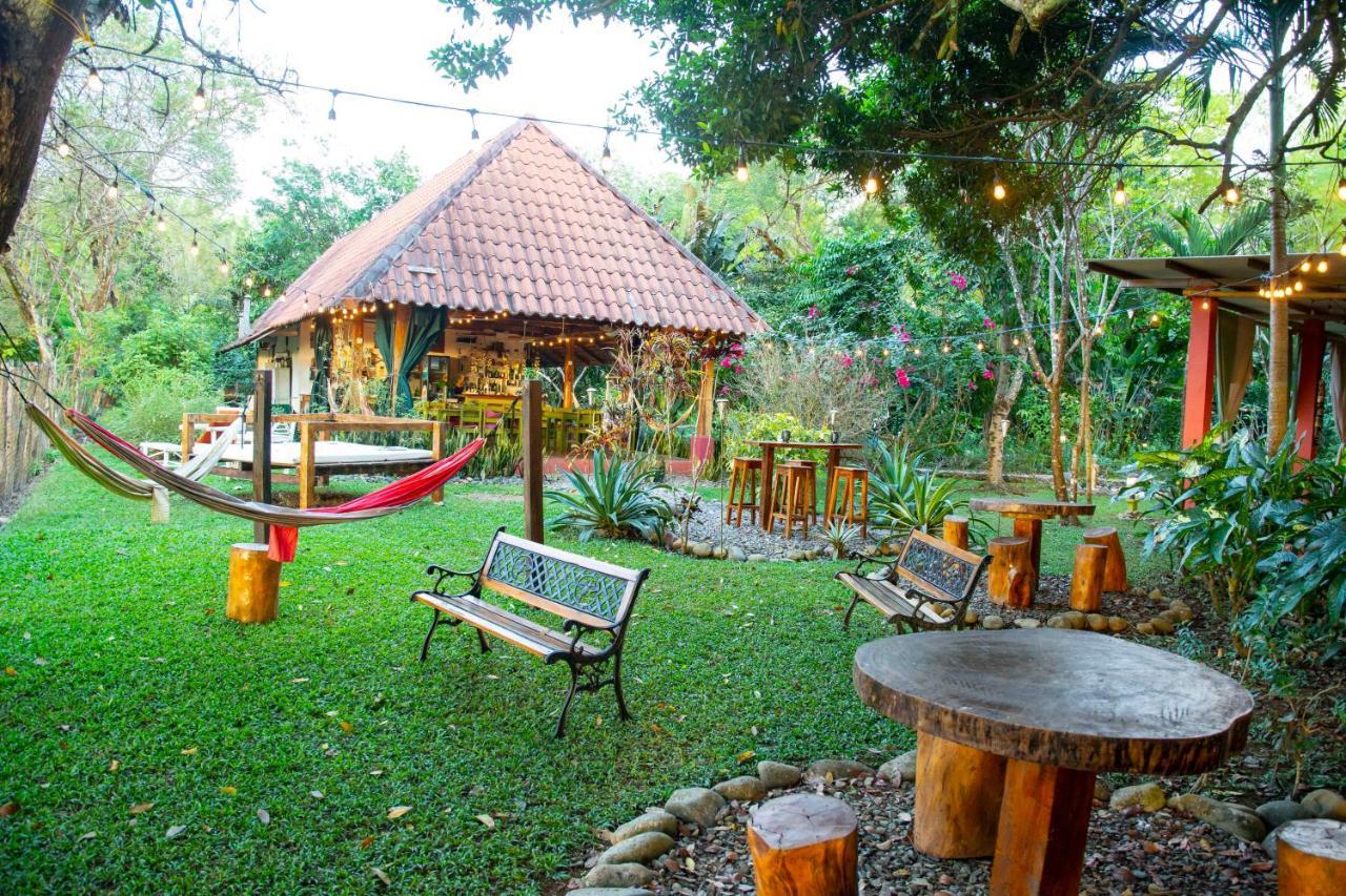 Naturalmente Boutique Bungalows Y Cocina Mediterranea Las Lajas  Exterior foto